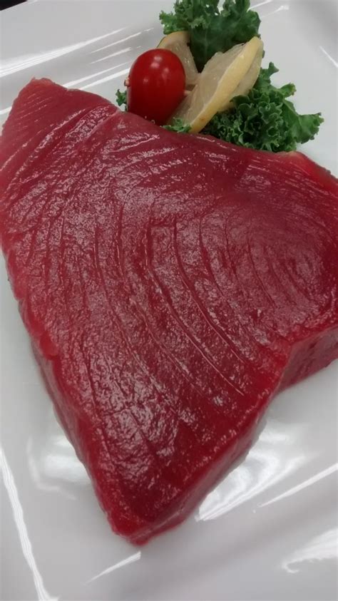 Fresh Tuna Steak (YELLOWFIN) - Dixon Fisheries