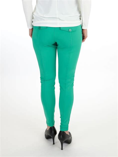 Groene Travelstof Broek Van Angelle Milan Fashion To Fashion