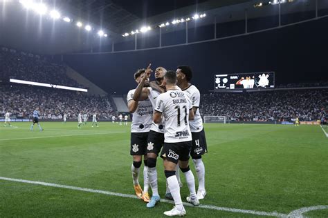 Coritiba X Corinthians Onde Assistir Desfalques Escalações E