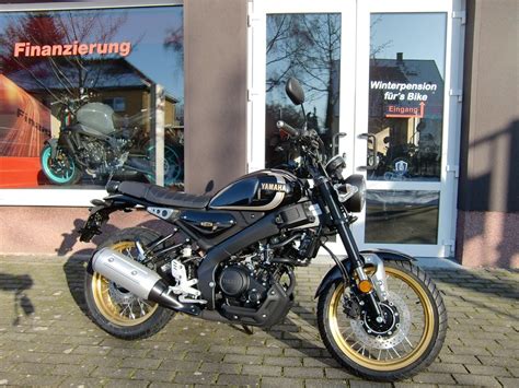 Motorrad Yamaha XSR125 Legacy Schwarz Baujahr 2023 0 Km Preis 5