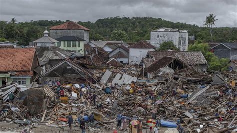 Auch Indonesien Betroffen Tsunami Warnung Nach Heftigem Erdbeben Auf