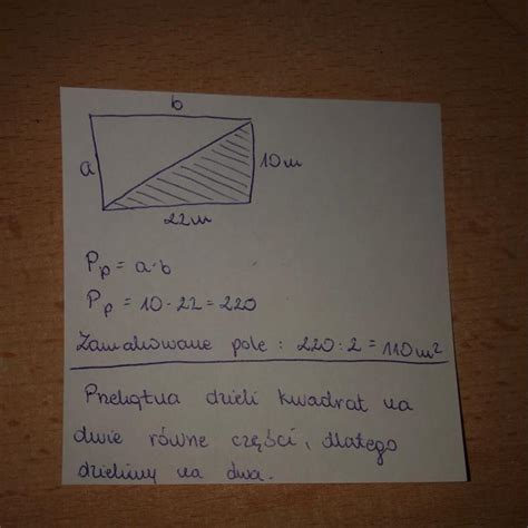 Prostok Tny Trawnik O D Ugo Ci M I Szeroko Ci M Podzielono