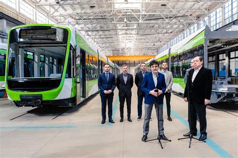 Foto Primele Tramvaie Astra Au Fost Puse N Circula Ie