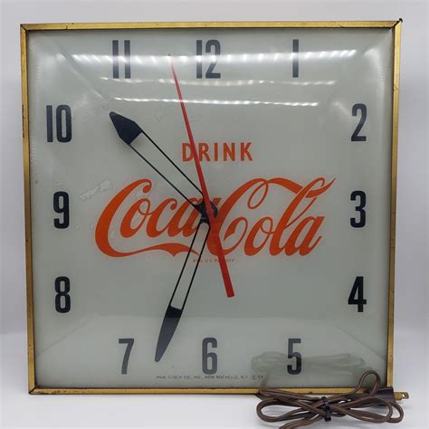 Vintage Pam Clock Co Drink Coca Cola Lighted Clock Advertising