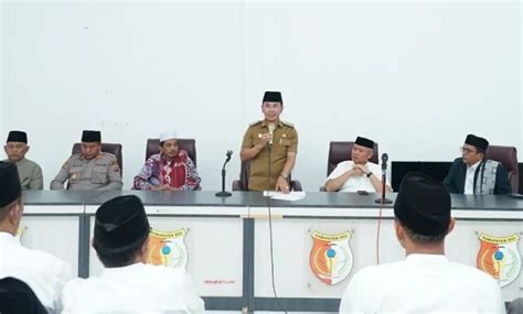 Menuju Sigi Religi Bupati Mohamad Irwan Lepas Tim Safari Ramadan