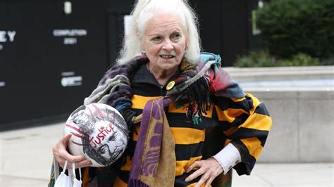 Muere La Diseñadora Vivienne Westwood A Los 81 Años