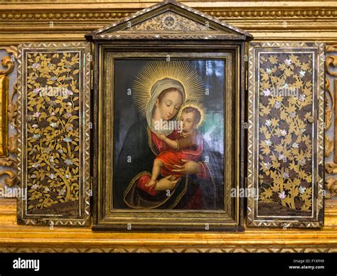 Medieval religious art artwork hi-res stock photography and images - Alamy