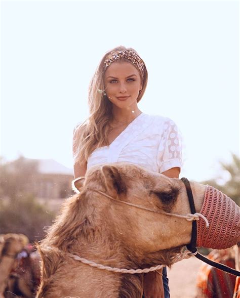 Marina Laswick On Instagram Nature Is The Bestwho Agrees 🐫🌍🦔🌊🦒🦋🌿