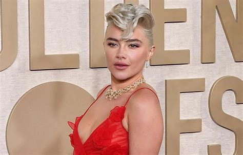 Florence Pugh Says Camera Broke During Intimate Oppenheimer Scene