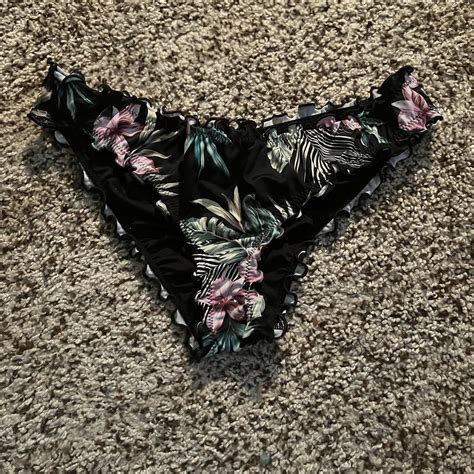 Shade Shore Women S Bikini And Tankini Bottoms Depop