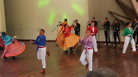 Los Machetes A Mexican Machete Dance Originating From Jalisco Youtube