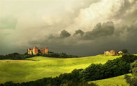 Italy Tuscany Landscape 8k Sunset Village 4k Grass Field Sky