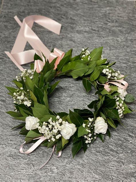 Graduation Day Laurel Wreath Flower Power Floral Wreath Wreaths