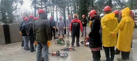 Meb Akub Ekibine Depremde Arama Kurtarma E Itimi Verildi