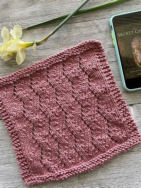 25 Free And Easy Knit Dishcloth Patterns Sarah Maker