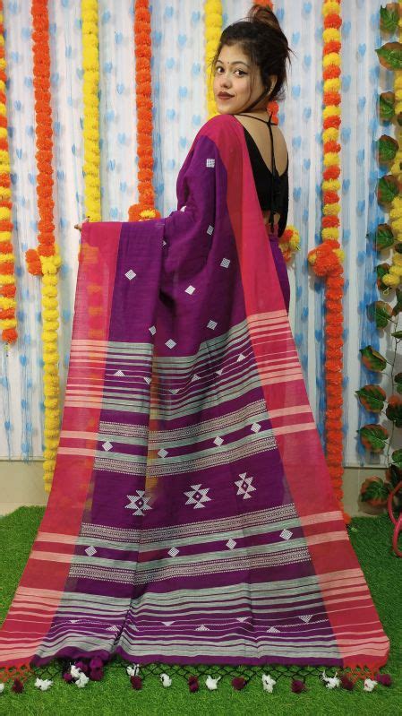 Ladies Handloom Cotton Jamdani Saree Saree Length 63 Meter