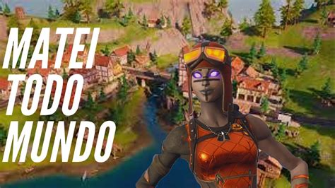 Joguei Com A Renegada Flamejante E Matei Geral No Fortnite Youtube