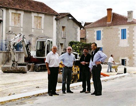 Gros Chantier Dans La Traverse Du Bourg