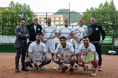 Cava De Tirreni Al Via Campionato D Social Tennis Club Punta A