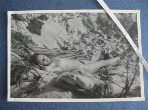 DDR AKT FOTO Nude Erotik Nackte Frau Ostsee Strand 50er 60er Nudismus