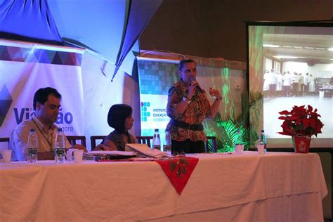 Formatura Auxiliar de Confentaria Programa Mulheres Mil Núcleo de