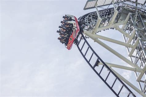 Roller Coaster Takabisha, Wahana Paling Seram Di Jepang!