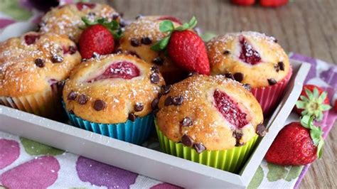 Muffins aux fraises et pépites de chocolat Cuisine Momix