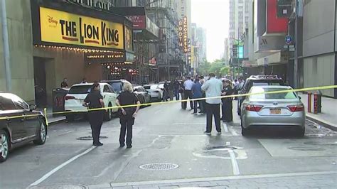 Police Release Video of Times Square Shooting Suspect – NBC New York