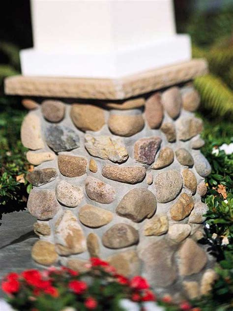 36 Examples On How To Use River Rocks In Your Decor Through DIY ...