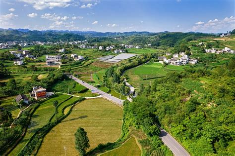 贵州黔西四好农村路助力乡村振兴 国际在线