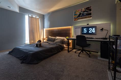 A Guy Room Mens Bedroom Decor Small Room Design Bedroom Setup