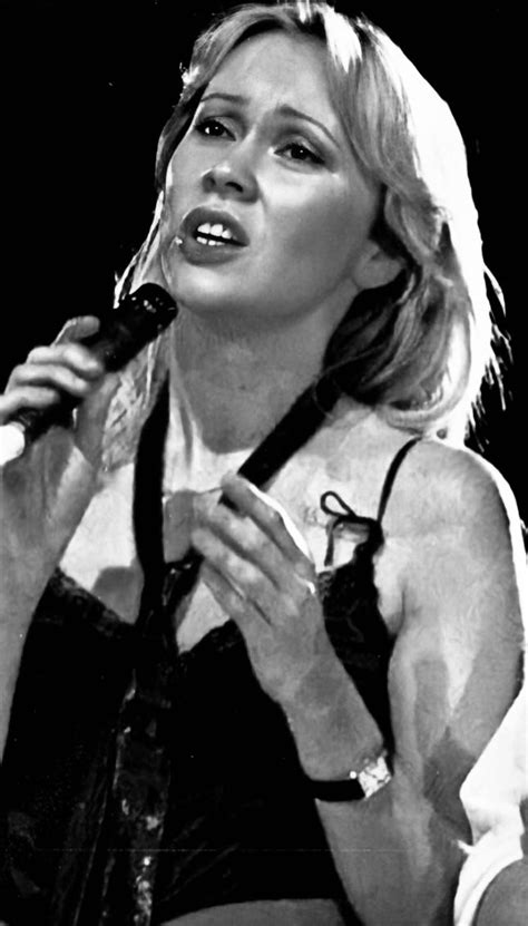 Pin By Hans29623 On ABBA Black And White Blonde Singer Agnetha