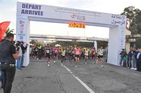 Sport Le K Nyan Limo Kiprop Remporte Le Marathon International De