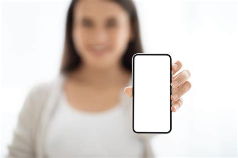 Smartphone Moderno Tela Branca Em Branco Na M O Feminina Foto Premium