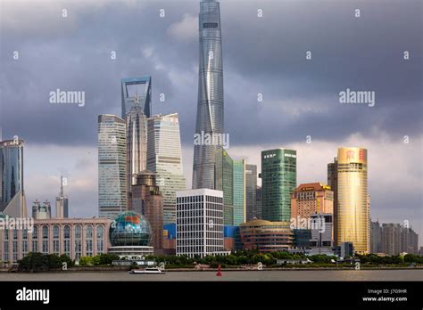 Lujiazui skyline, Shanghai, China Stock Photo - Alamy