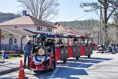 Alpine Helen Ga Why Visit 67 Things To Do In The Fairytale Bavarian