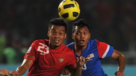 Prestasi Hamka Hamzah Di Timnas Indonesia Legenda Yang Dukung Kontrak