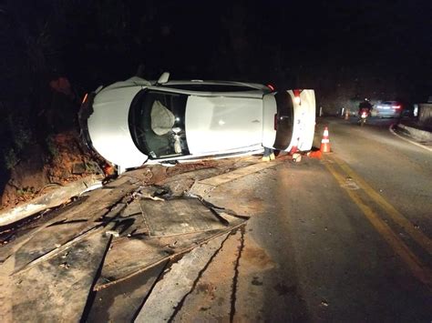 Condutor Embriagado é Preso Após Tombar Veículo Em Rodovia De Mato