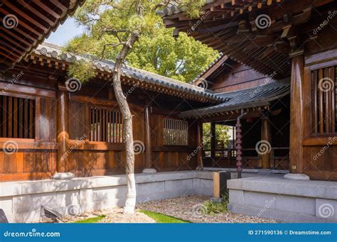 Shanghai Baoshan Temple Imitates The Wooden Structure Temple Of Tang