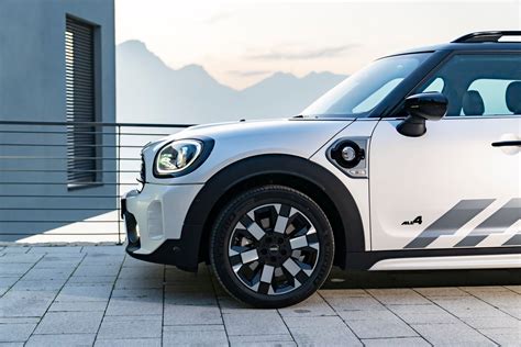 Untamed MINI Cooper SE Countryman ALL4 Gets New Special Edition In