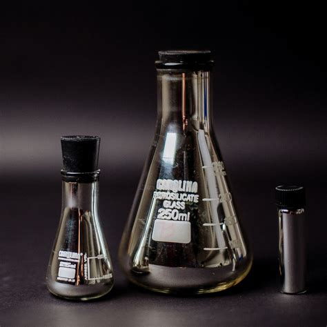 Silvering bottle reaction