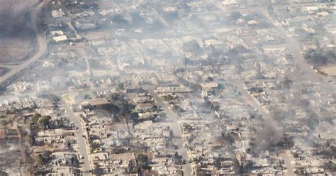 Thousands Are Evacuated and Destruction Is Widespread as Wildfires Rage ...