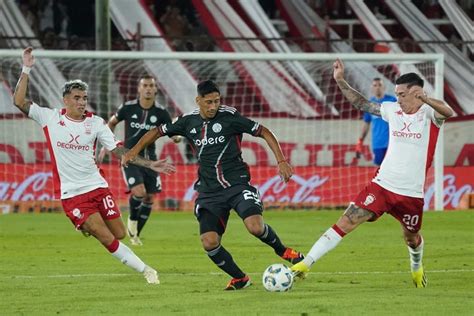 En Un Partidazo Hurac N Le Gan A River Y Dej La Zona A De La Copa De