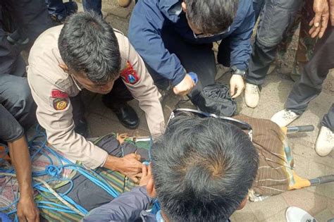 Turis Wanita Asal China Meninggal Terjatuh Di Kawah Ijen Saat Foto