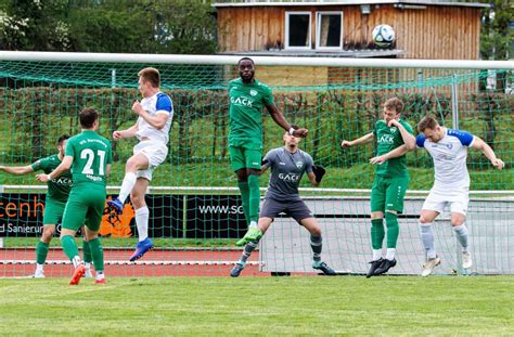 Fußball Bezirksliga BB CW VfL Herrenberg mit sieben auf einen Streich