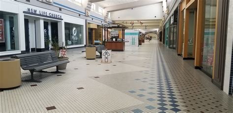 Enfield Square Mall Enfield Ct June 2021 Mike Kalasnik Flickr