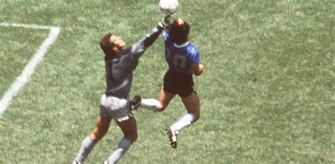 A 35 Años De La Mano De Dios El Gol Que Enfureció A Inglaterra Antes De La Obra Maestra De Maradona