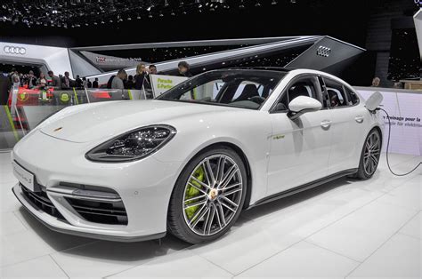 What S The Best Porsche Panamera It S A Plug In Hybrid Now