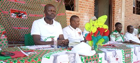 Burundi Le Cndd Fdd Rumonge Organise Une Activit Mugomere