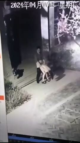 ASIAN MAN CARRIES DRUNK WOMAN HOME THEN HAS THE BEST SEX OUTSIDE HER APARTMENT